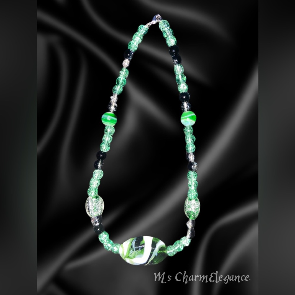 Green&Black Beaded Necklace💚